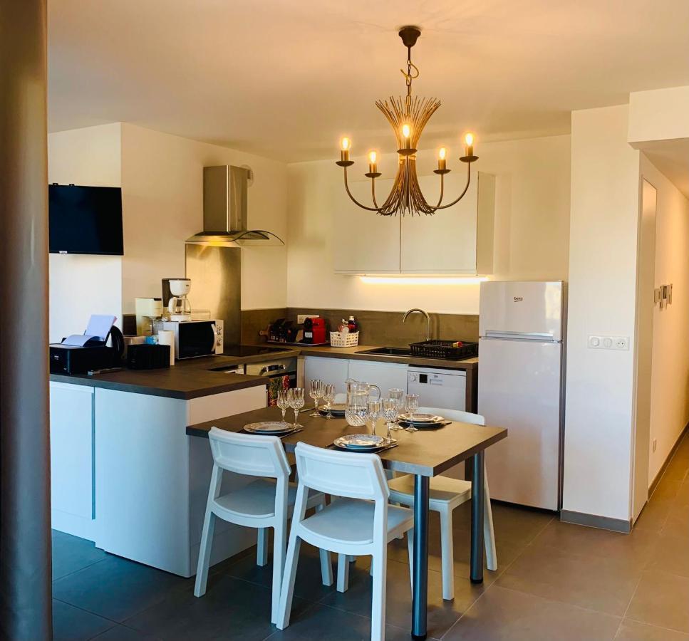 A La Belle Quatrieme Etoile Apartment อานซี ภายนอก รูปภาพ