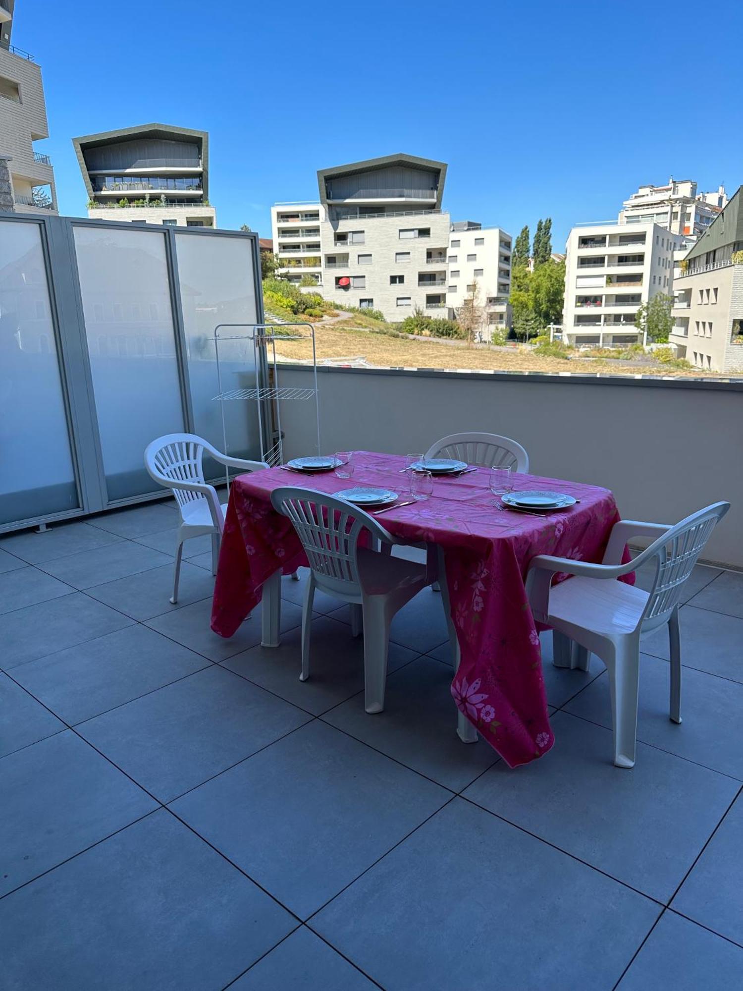 A La Belle Quatrieme Etoile Apartment อานซี ภายนอก รูปภาพ