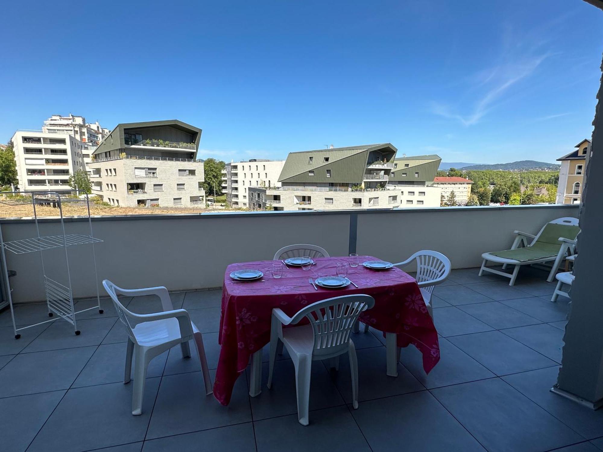 A La Belle Quatrieme Etoile Apartment อานซี ภายนอก รูปภาพ